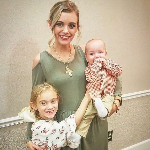 Meet your Posher, Emma - Picture 1 of 1